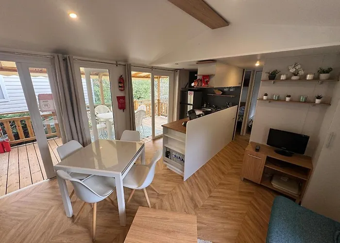 142 Au Calme, 6 Pers, Wifi, Clim, Parking * Lattes